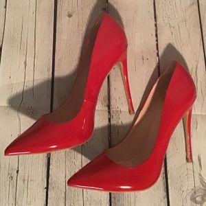 Elisabet Lang Pointed Toe Pumps Cherry Red Size 9